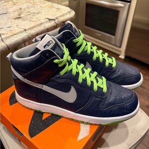 Nike NFL x Dunk High ID Seattle Seahawks 2013 Size 10.5